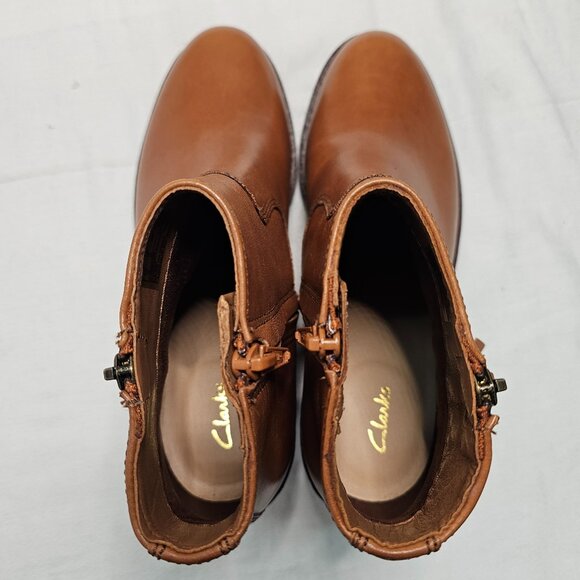 Clarks Clarkdale2 Zip Double Zipper Wedge Boots Shoes Tan Women's Size 8M- NEW - Picture 5 of 11